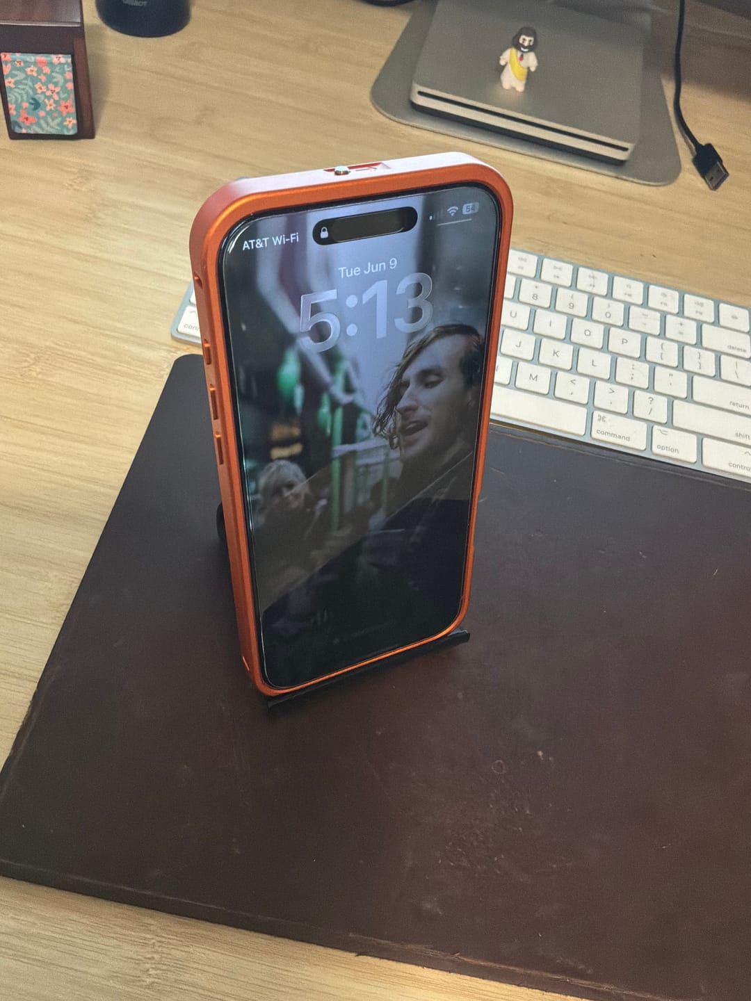 Kundfoto på snapshield metallskal